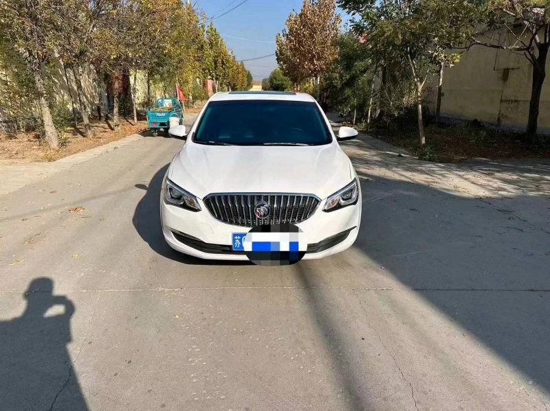 潍坊17年别克英朗1