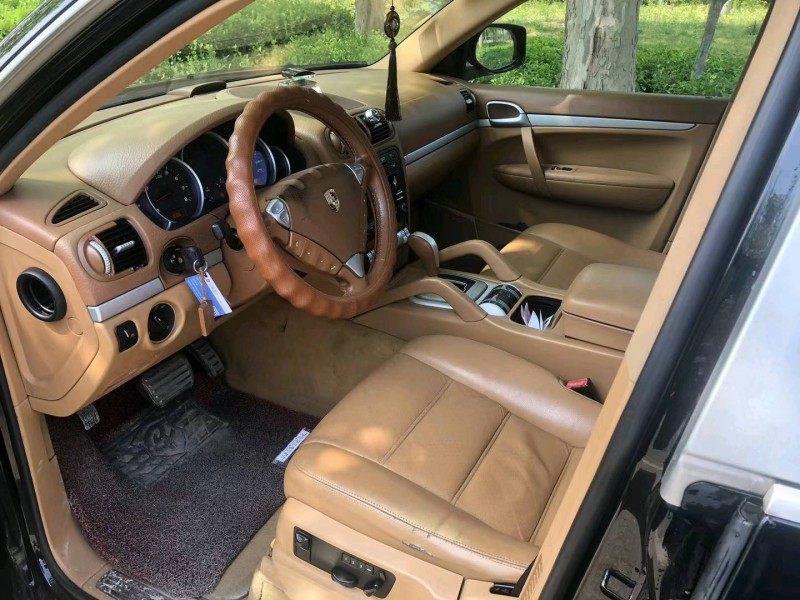 潍坊09年保时捷卡宴6