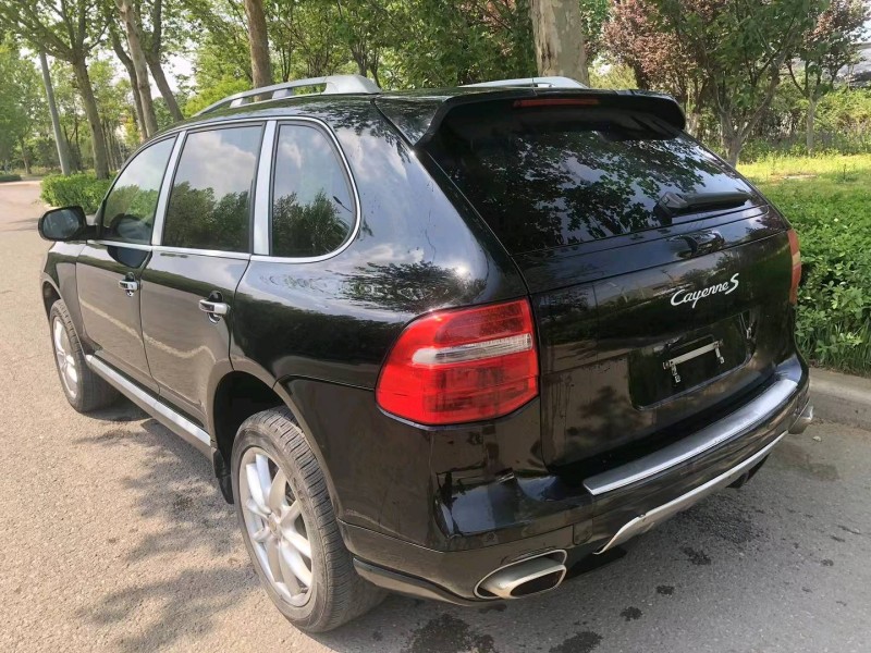 潍坊09年保时捷卡宴9