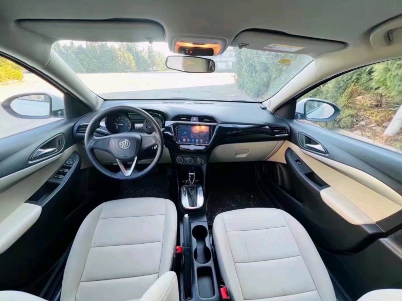 东营23年别克凯越7