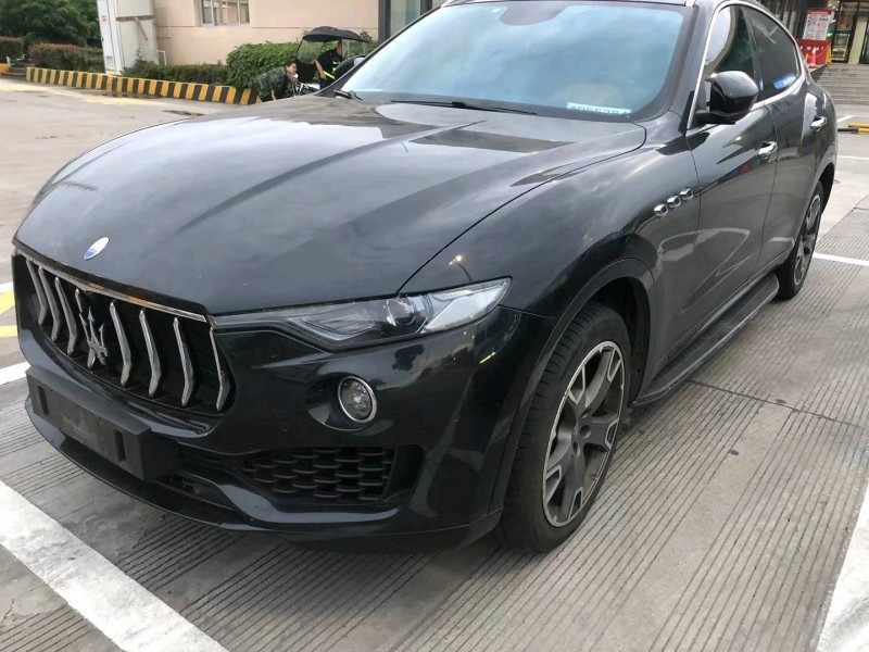 潍坊17年玛莎拉蒂Levante2