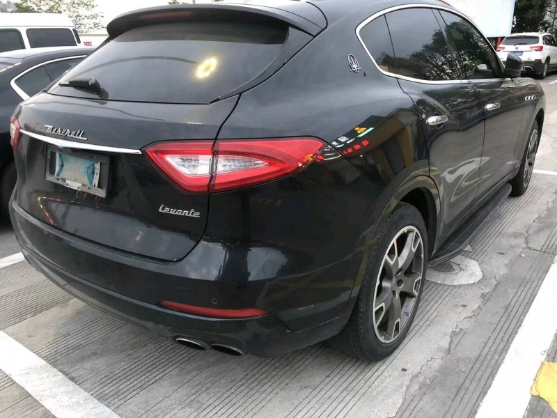 潍坊17年玛莎拉蒂Levante7