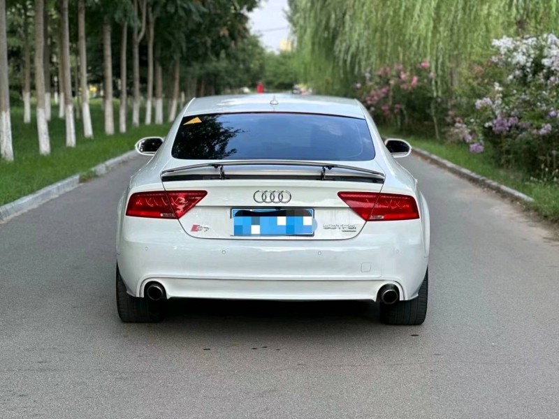 东营15年奥迪A7L5