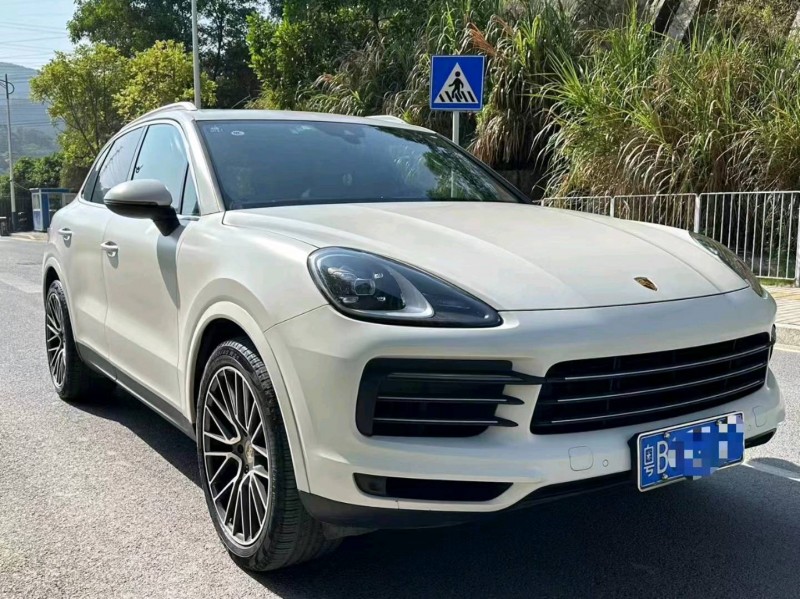 广州20年保时捷卡宴2