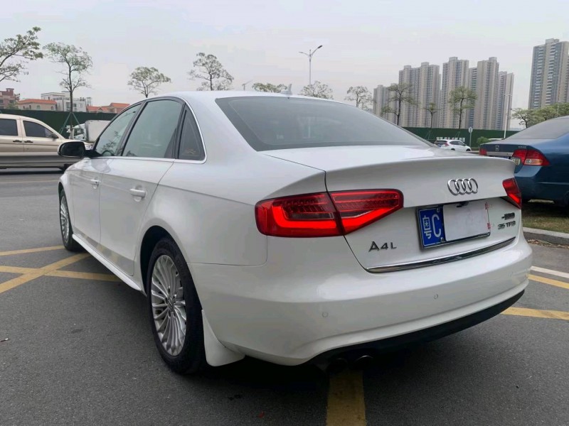 佛山13年奥迪A4L5