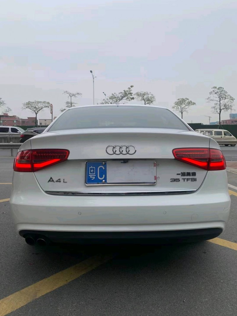 佛山13年奥迪A4L9