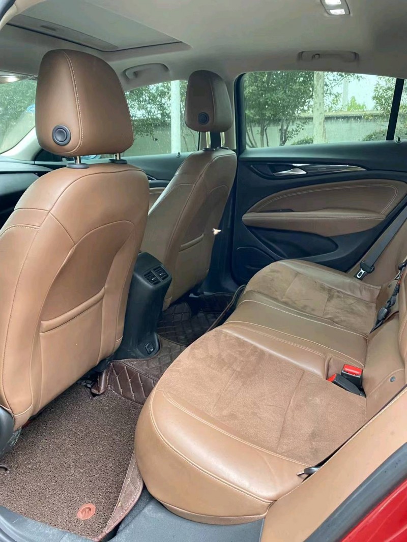 徐州17年别克君威4