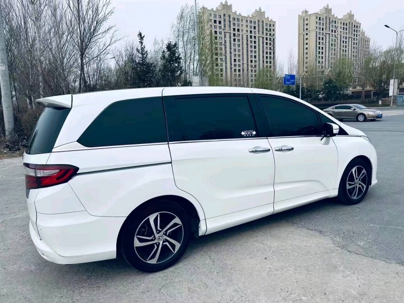 沈阳17年本田奥德赛9