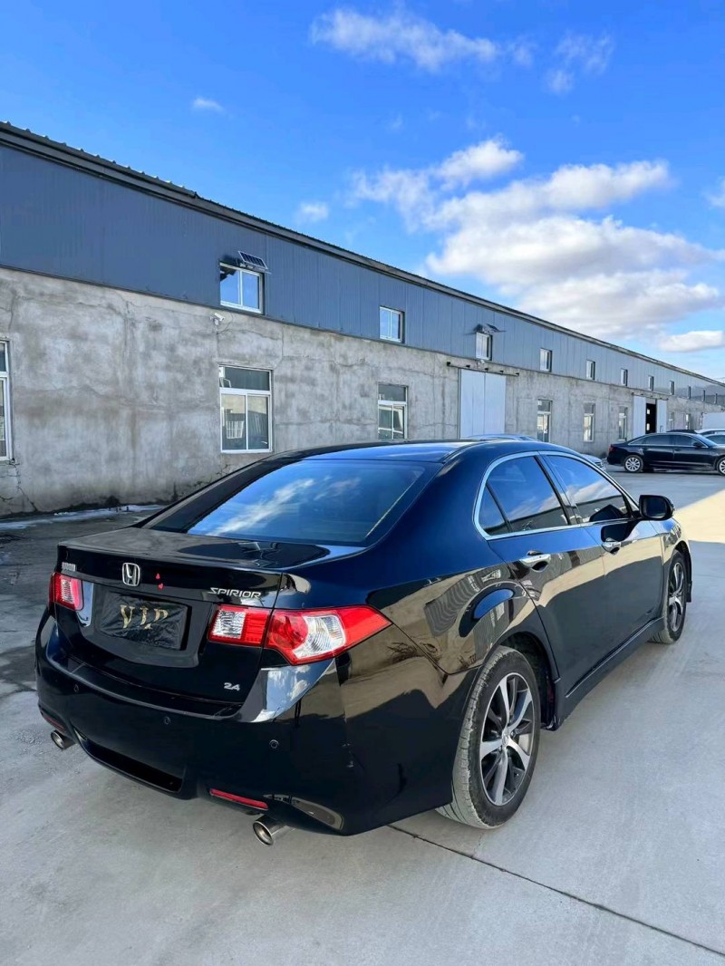 沈阳10年本田雅阁8