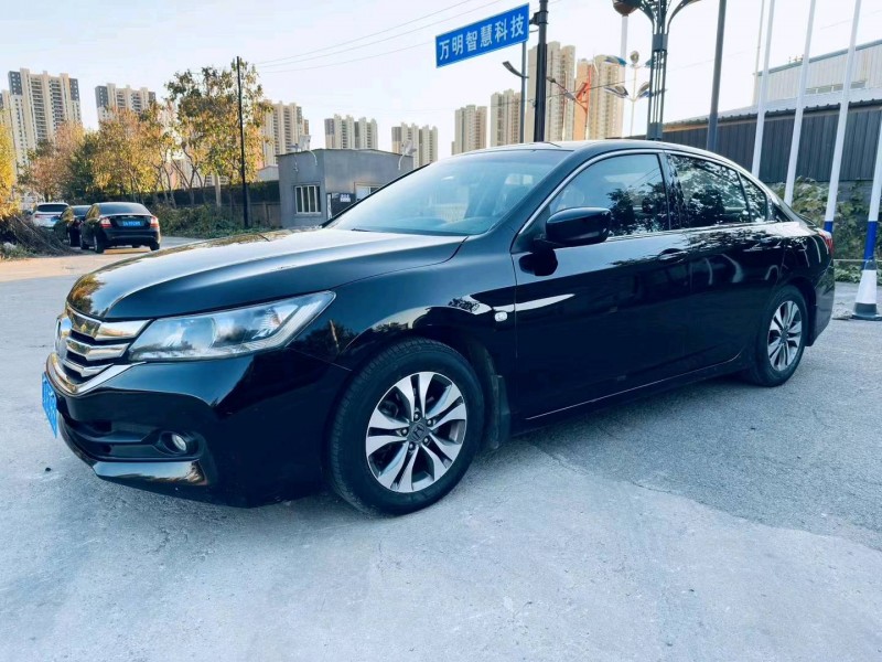 沈阳15年本田雅阁5
