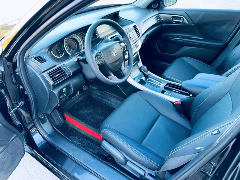 沈阳15年本田雅阁8