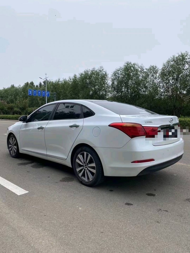 枣庄16年现代名图8