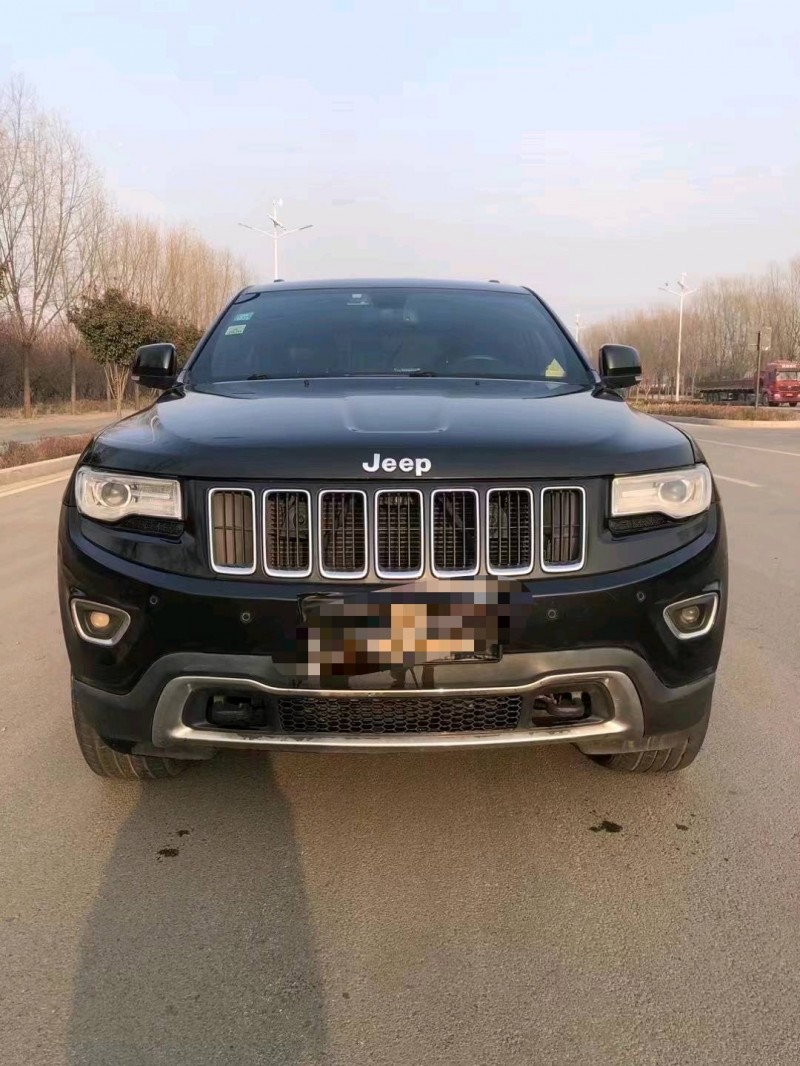 枣庄14年Jeep大切诺基1