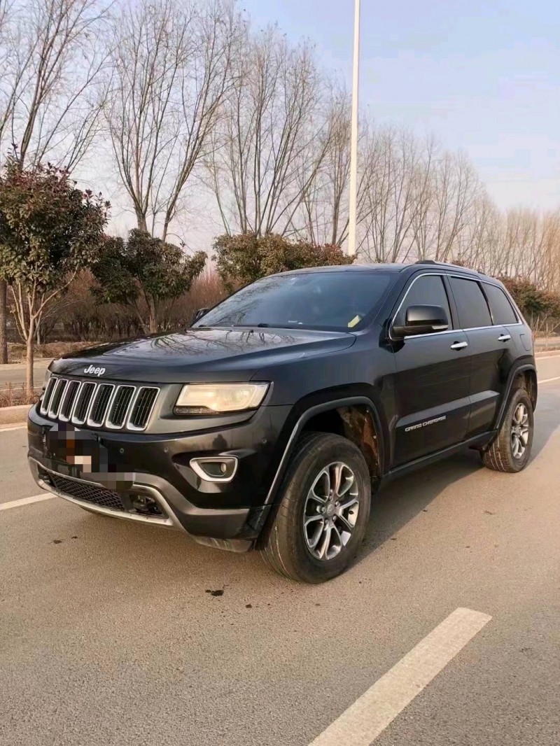枣庄14年Jeep大切诺基3