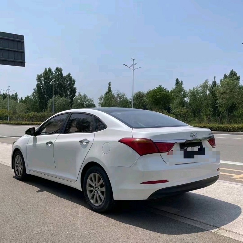 枣庄14年现代名图8