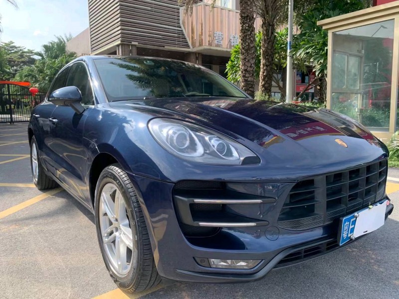 佛山15年保时捷Macan3