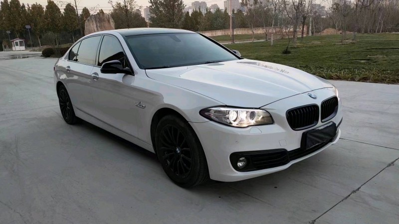 保定16年宝马5系8