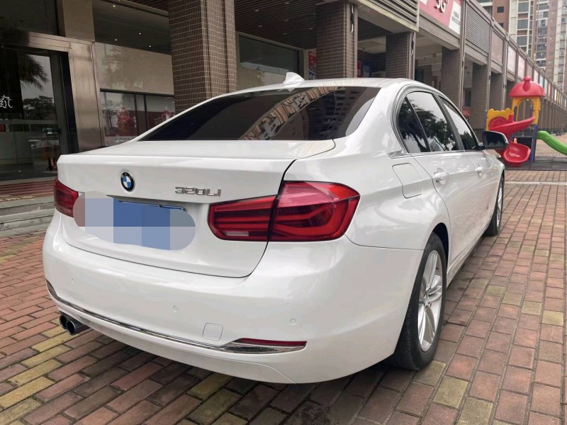佛山17年宝马3系8