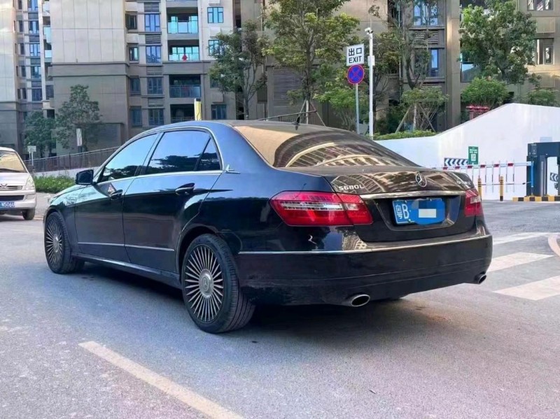 广州13年奔驰E7