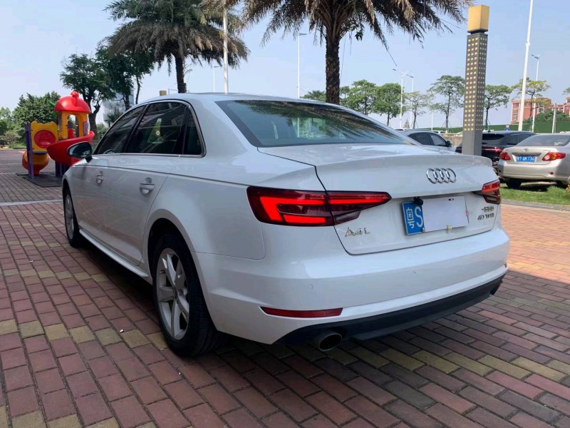 佛山17年奥迪A4L4