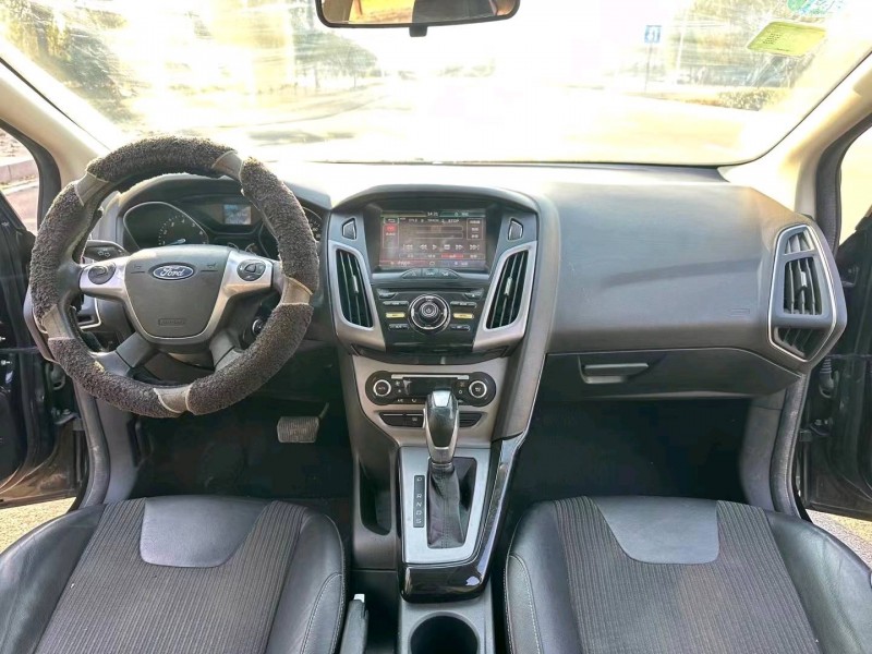 枣庄15年福特福克斯6