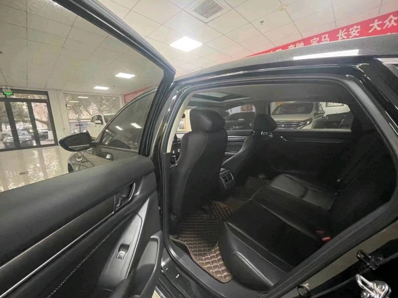 邢台19年本田雅阁7