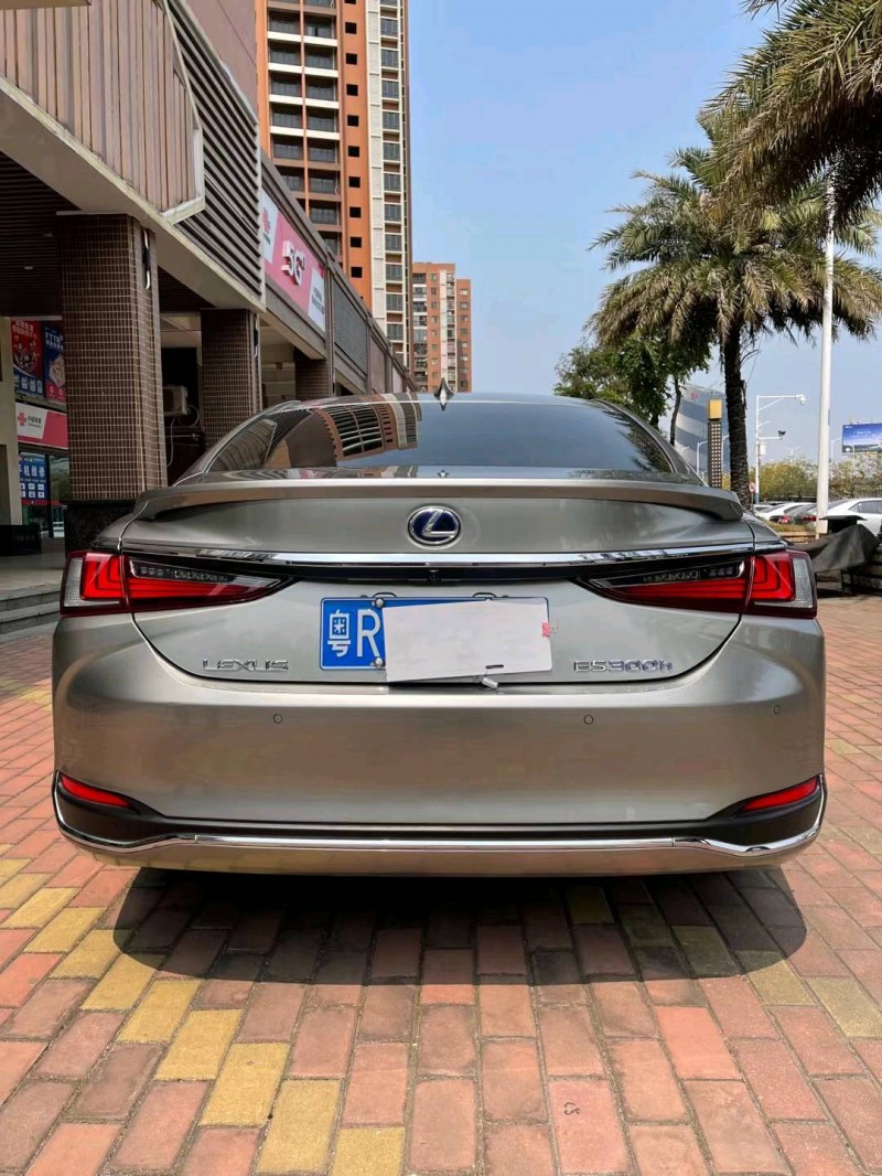 佛山20年雷克萨斯ES9