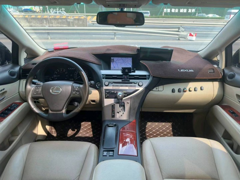 佛山11年雷克萨斯RX8