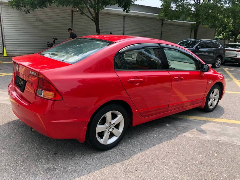 广州10年本田思域5