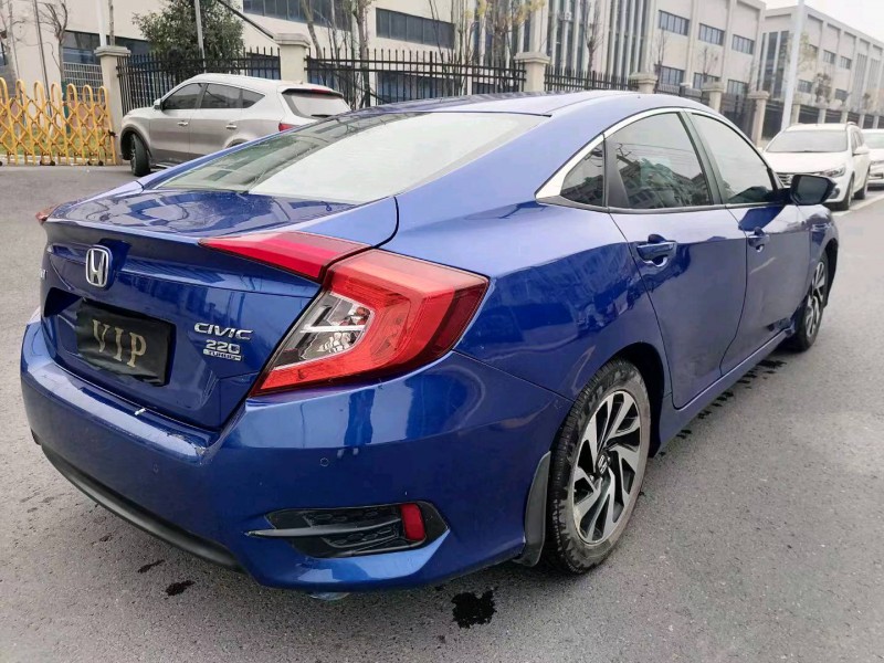 济南17年本田思域8