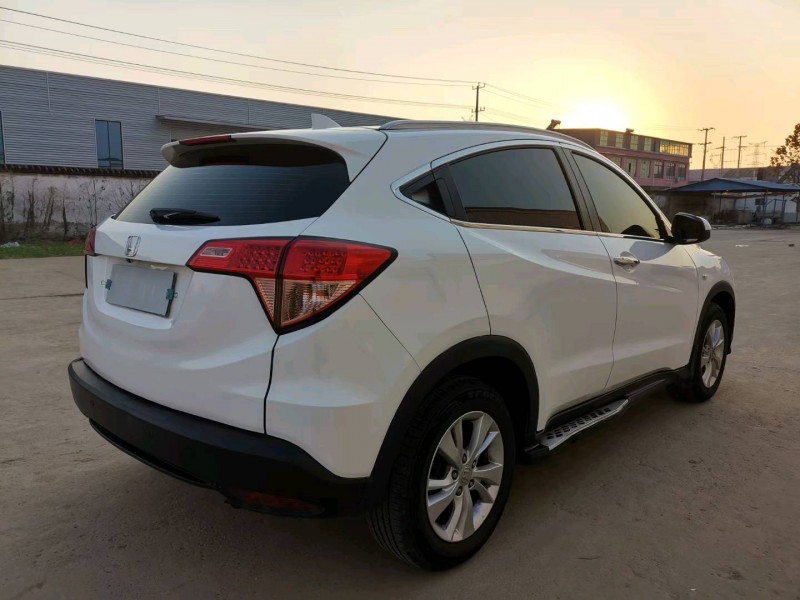 徐州16年本田缤智8