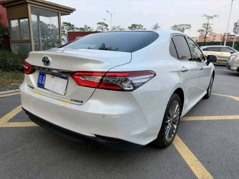 佛山19年丰田凯美瑞4