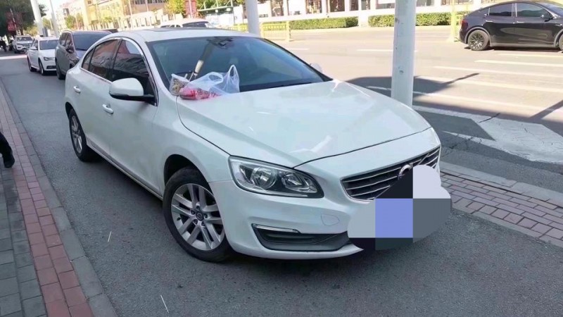 邯郸16年沃尔沃S60L2