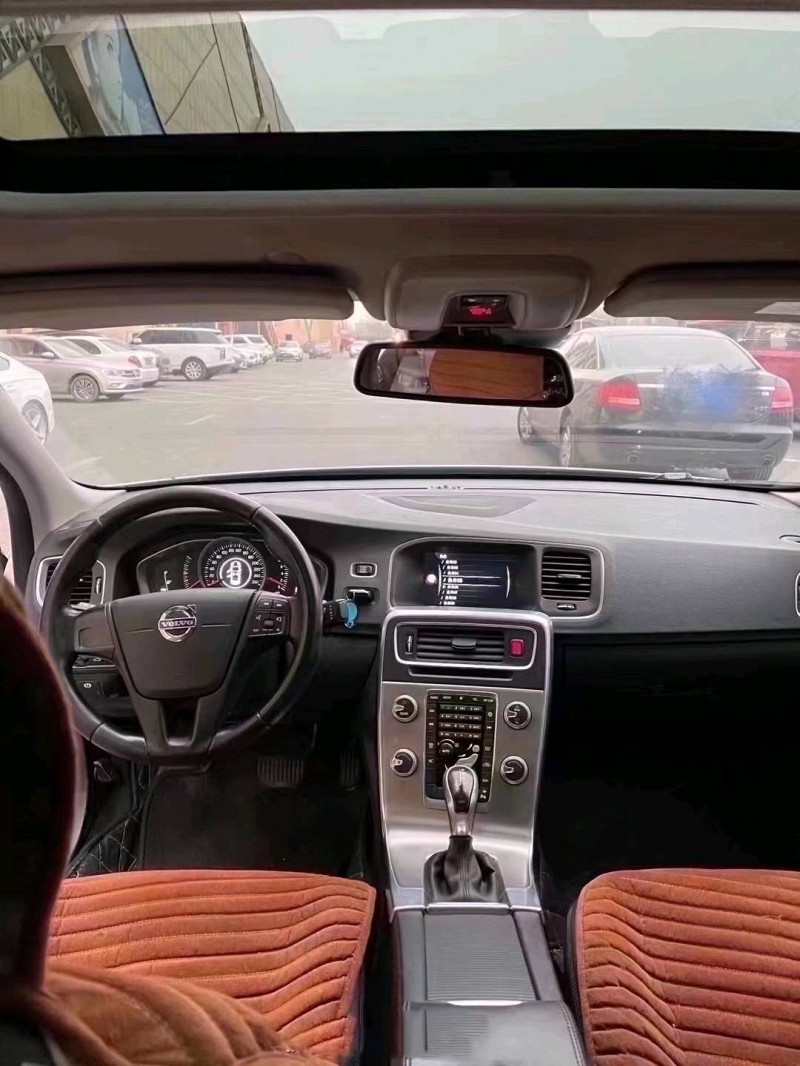 邯郸16年沃尔沃S60L3