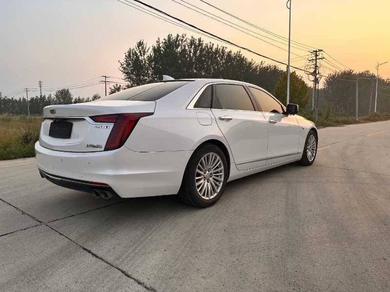 徐州20年凯迪拉克CT67