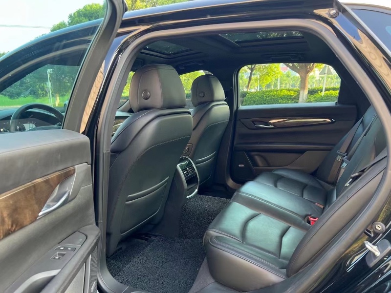 苏州19年凯迪拉克CT63