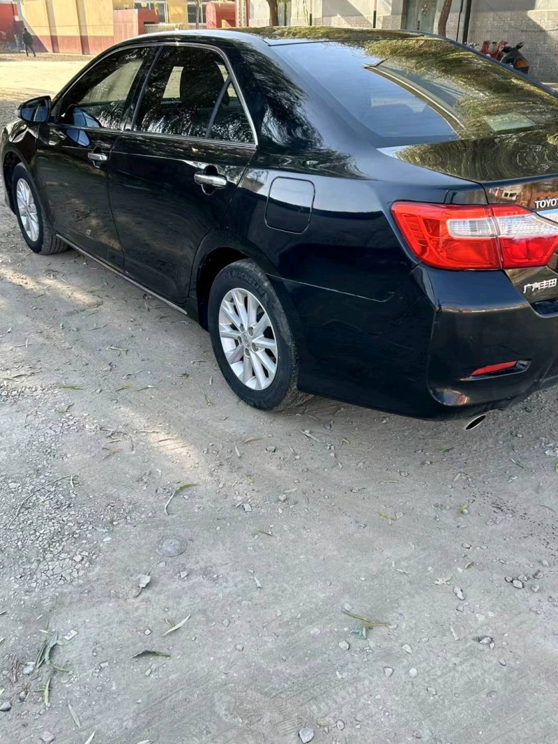 保定13年丰田凯美瑞4