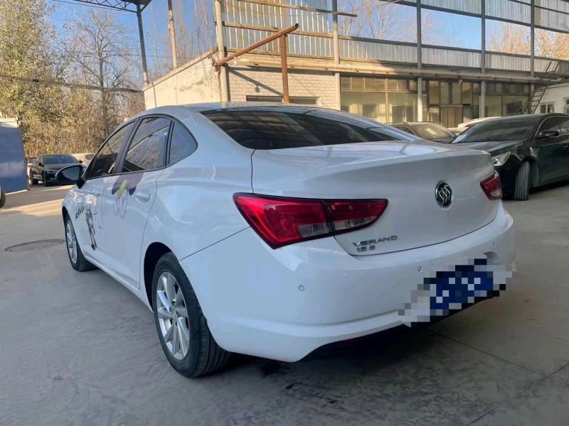 保定18年别克威朗6