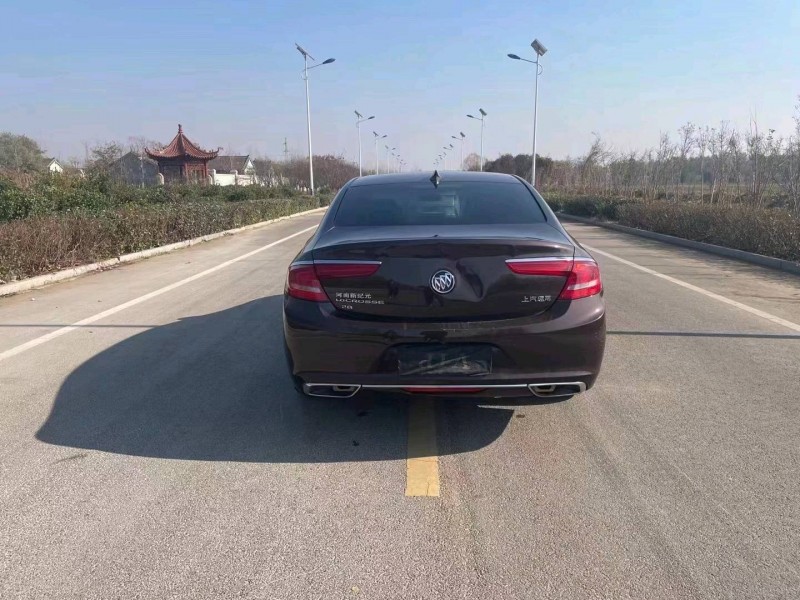 东营18年别克君越8