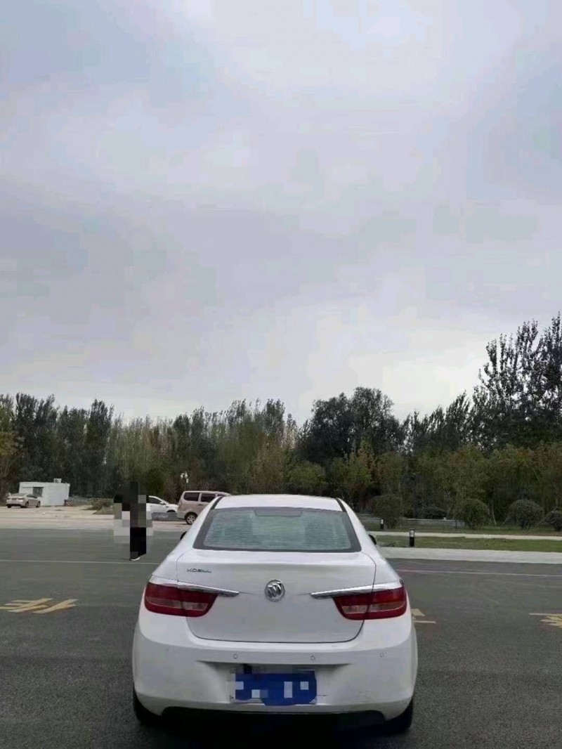 聊城13年别克英朗GT6