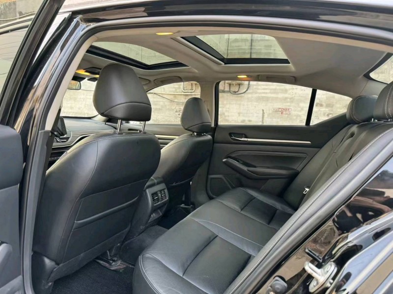 保定21年日产天籁3