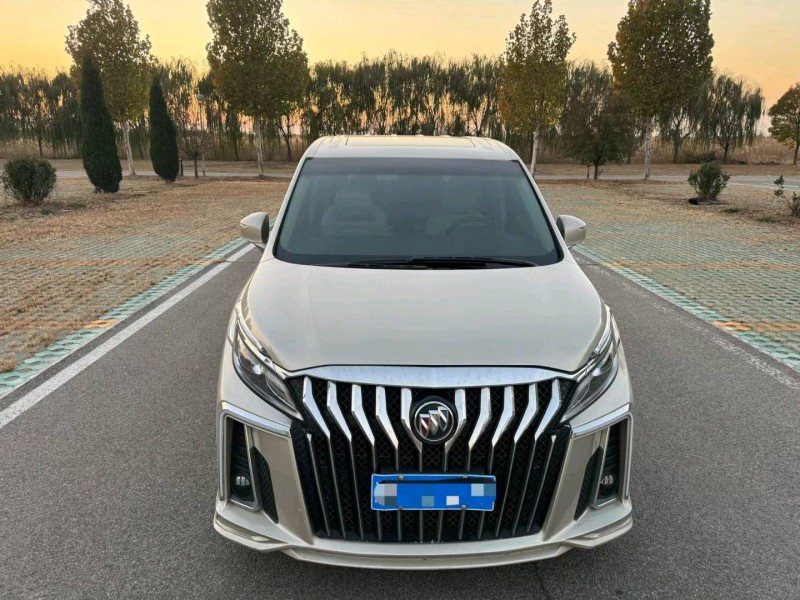 济南20年别克GL81