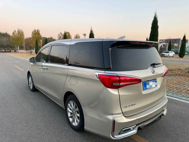 济南20年别克GL83