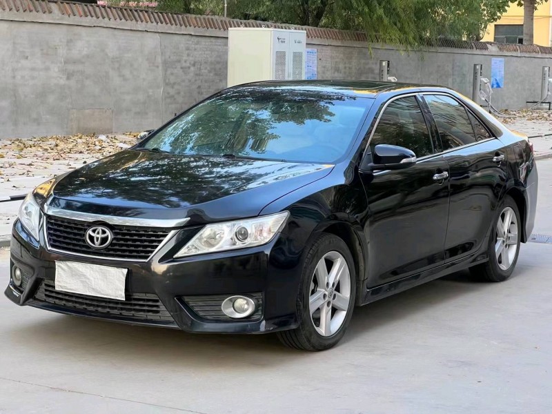 保定13年丰田凯美瑞3