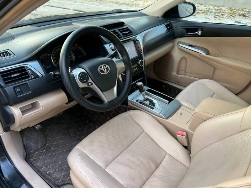 保定13年丰田凯美瑞4