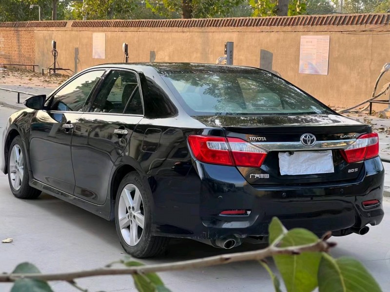 保定13年丰田凯美瑞8