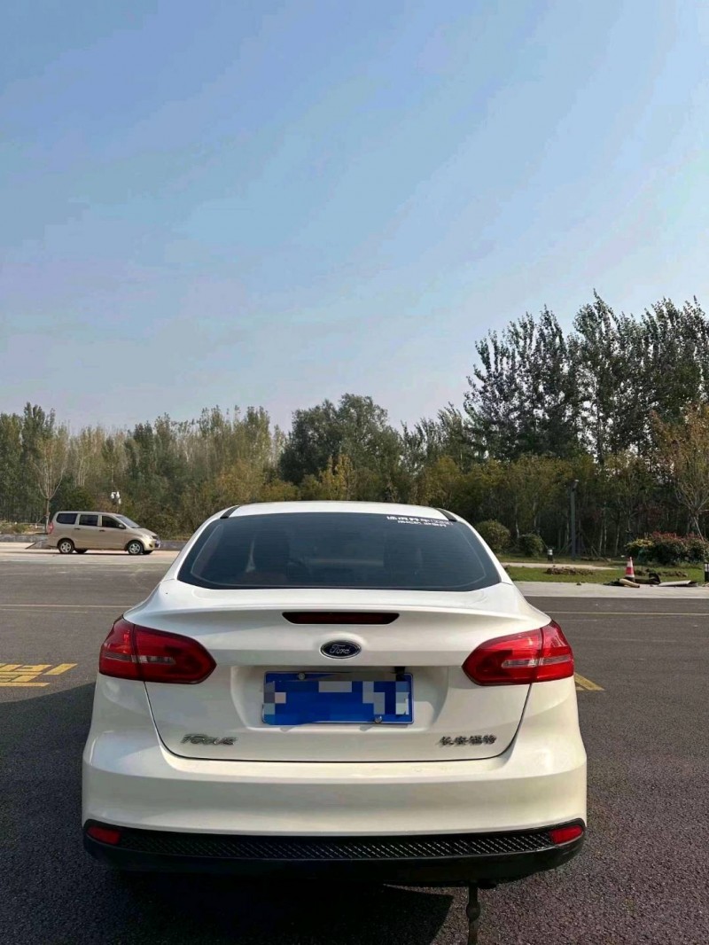 聊城16年福特福克斯5