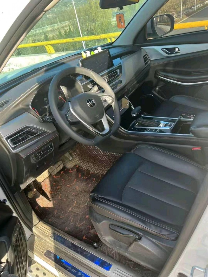 金昌21年長安汽車CS755