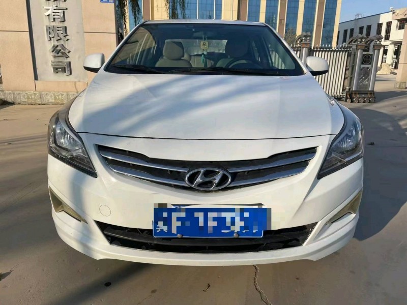 保定15年现代瑞纳1