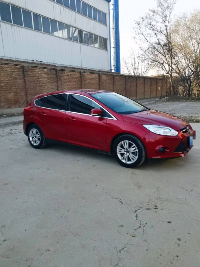 保定14年福特福克斯2